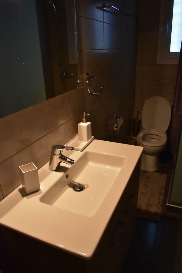 Chic Central Apartment In Evangelismos Metro Station Athens Exterior photo