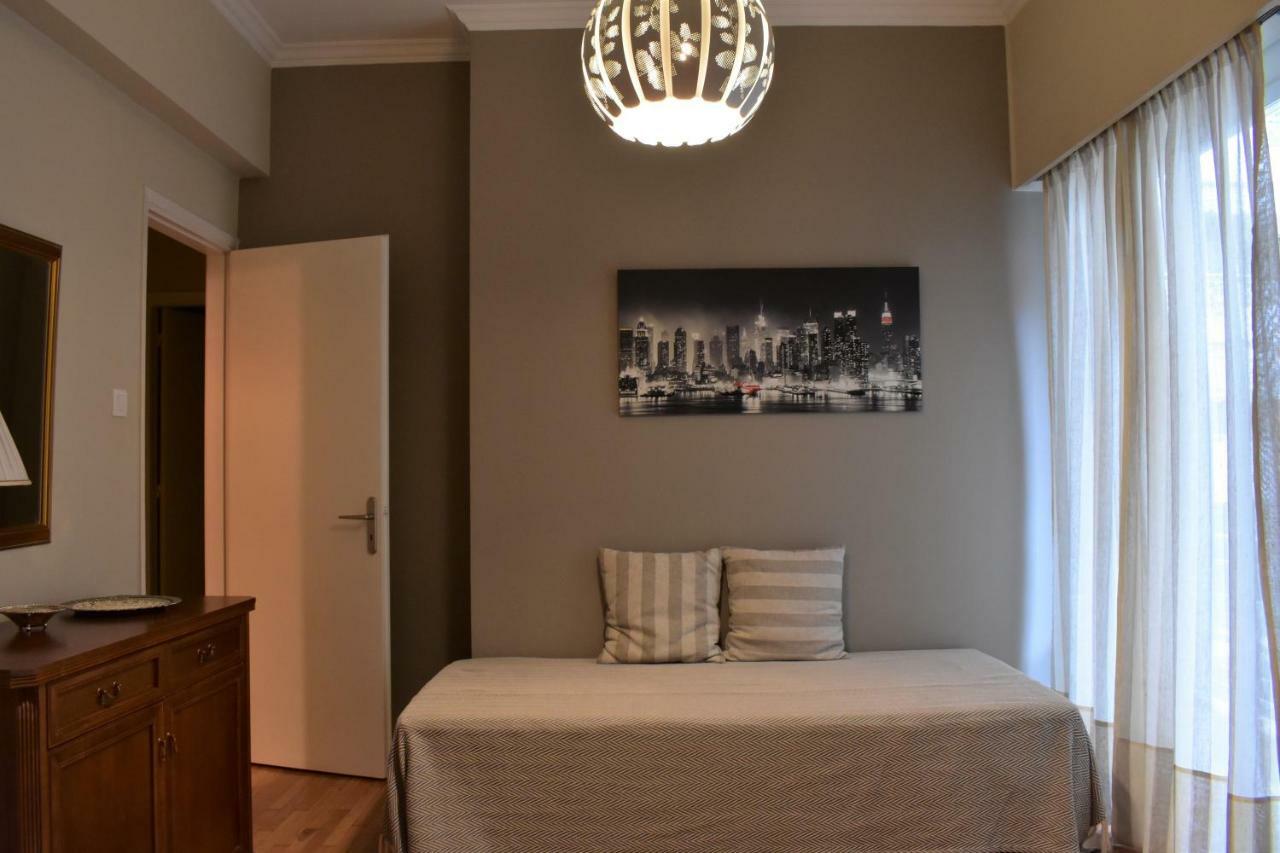 Chic Central Apartment In Evangelismos Metro Station Athens Exterior photo