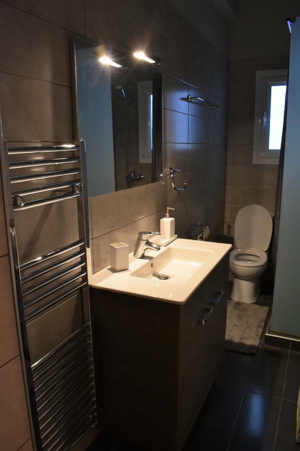 Chic Central Apartment In Evangelismos Metro Station Athens Exterior photo