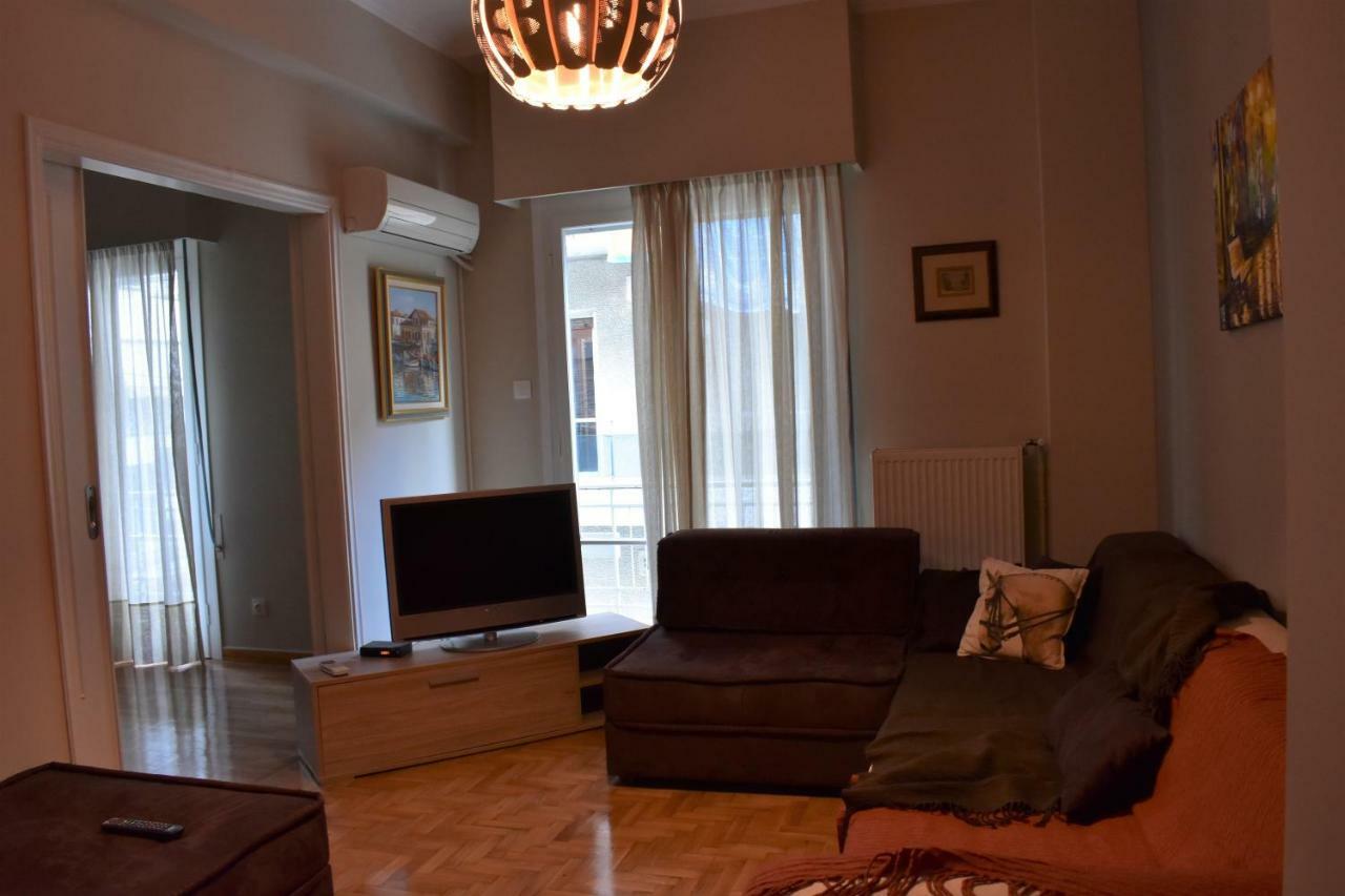 Chic Central Apartment In Evangelismos Metro Station Athens Exterior photo