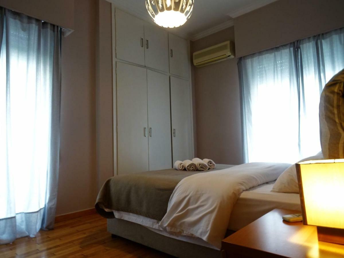 Chic Central Apartment In Evangelismos Metro Station Athens Exterior photo