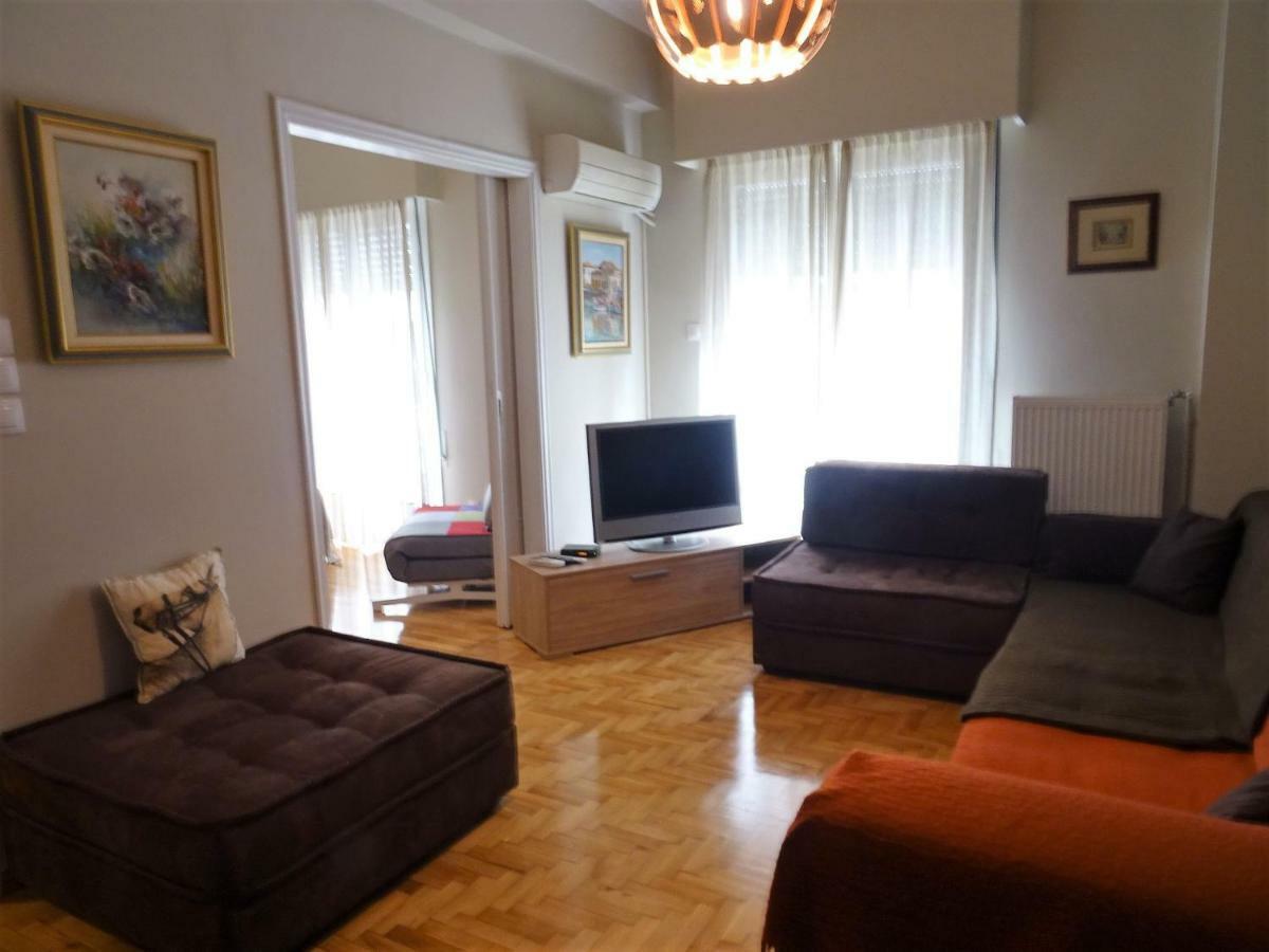 Chic Central Apartment In Evangelismos Metro Station Athens Exterior photo