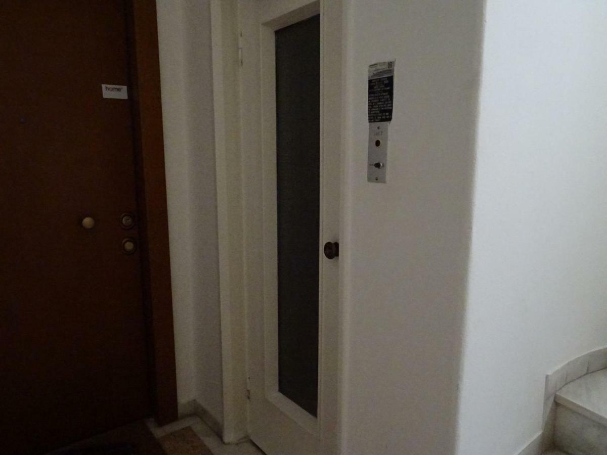 Chic Central Apartment In Evangelismos Metro Station Athens Exterior photo